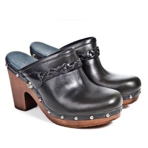 Ugg Black Leather Kaylee Studded Clogs- Size 8